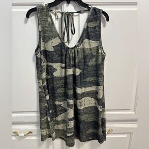 Chic Camouflage Tank Top